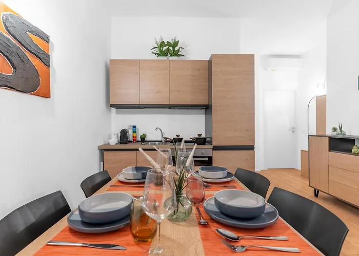 Duomo-navigli-castle Gramuglihouse * Milan